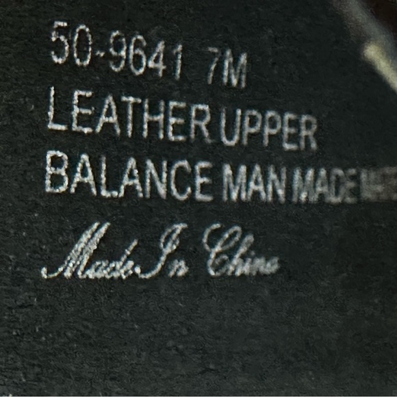 Bella Vita Leslie Perforated Gladiator Booties 7M - Picture 12 of 12